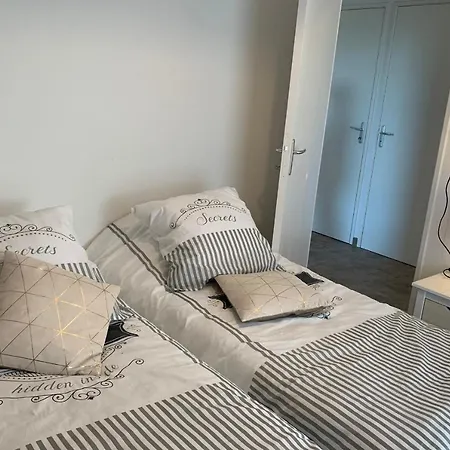 Location 3 A Nepita Piscine Bonifacio * Bonifacio (Corsica)