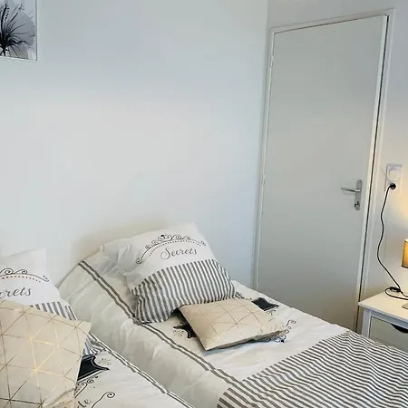 Location 3 A Nepita Piscine Bonifacio Bonifacio (Corsica)